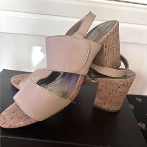 Tahari Ta-Allegra cork heel sandals sand color size 10